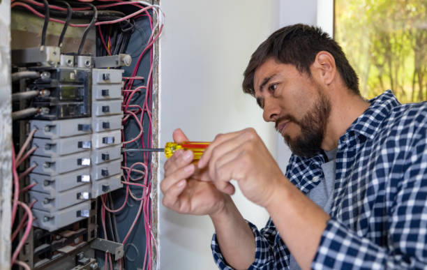 Best Circuit Breaker Repair  in Belen, NM